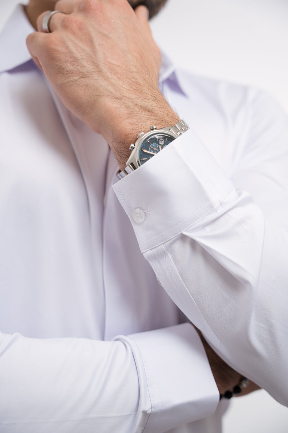 The Wrinkle-Free Button-down Shirt