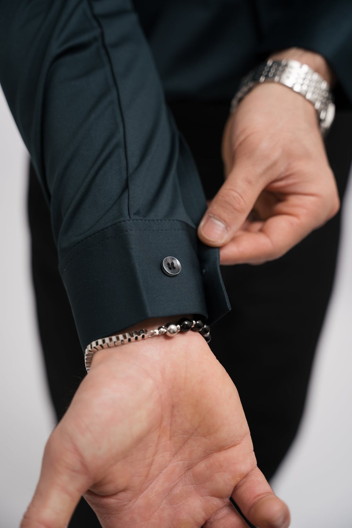 The Wrinkle-Free Button-down Shirt