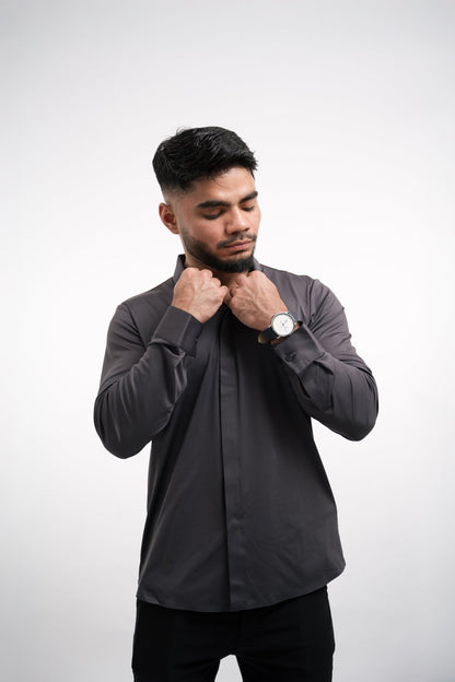 The Wrinkle-Free Button-down Shirt